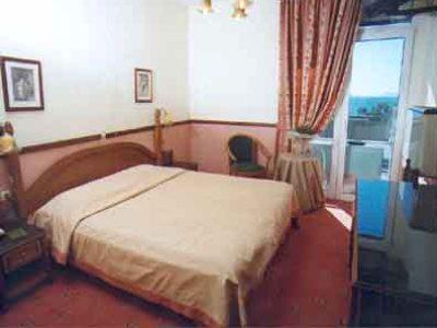 Jolly Hotel Igoemenitsa Buitenkant foto