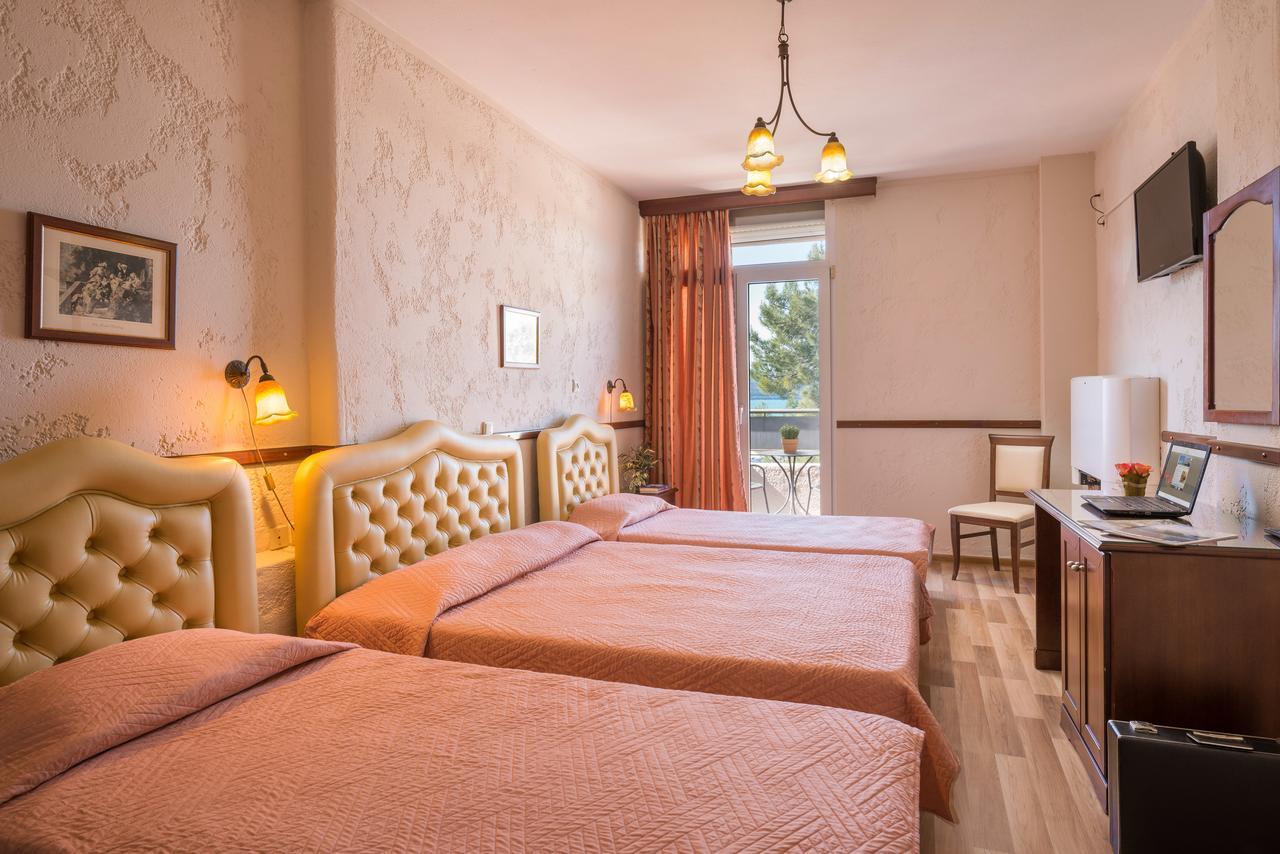 Jolly Hotel Igoemenitsa Buitenkant foto
