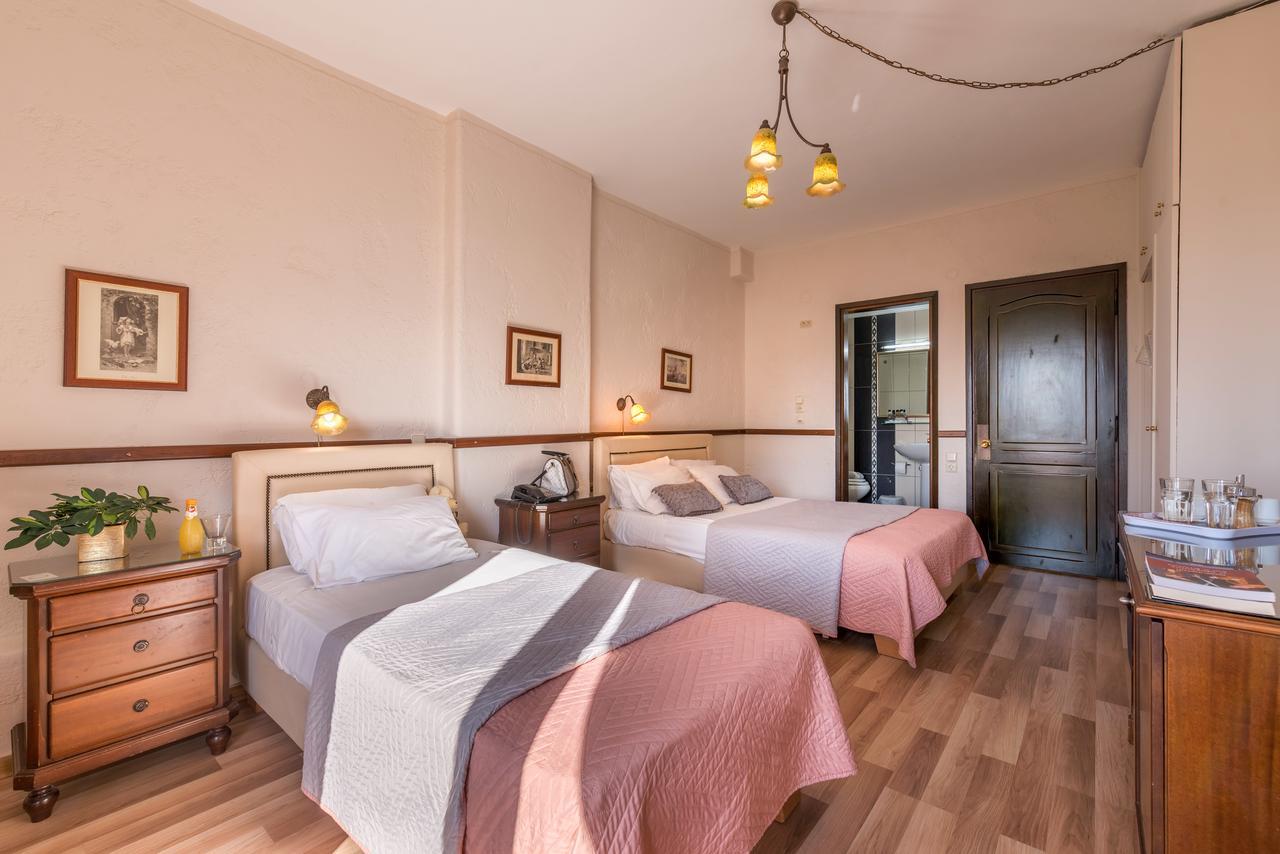 Jolly Hotel Igoemenitsa Buitenkant foto