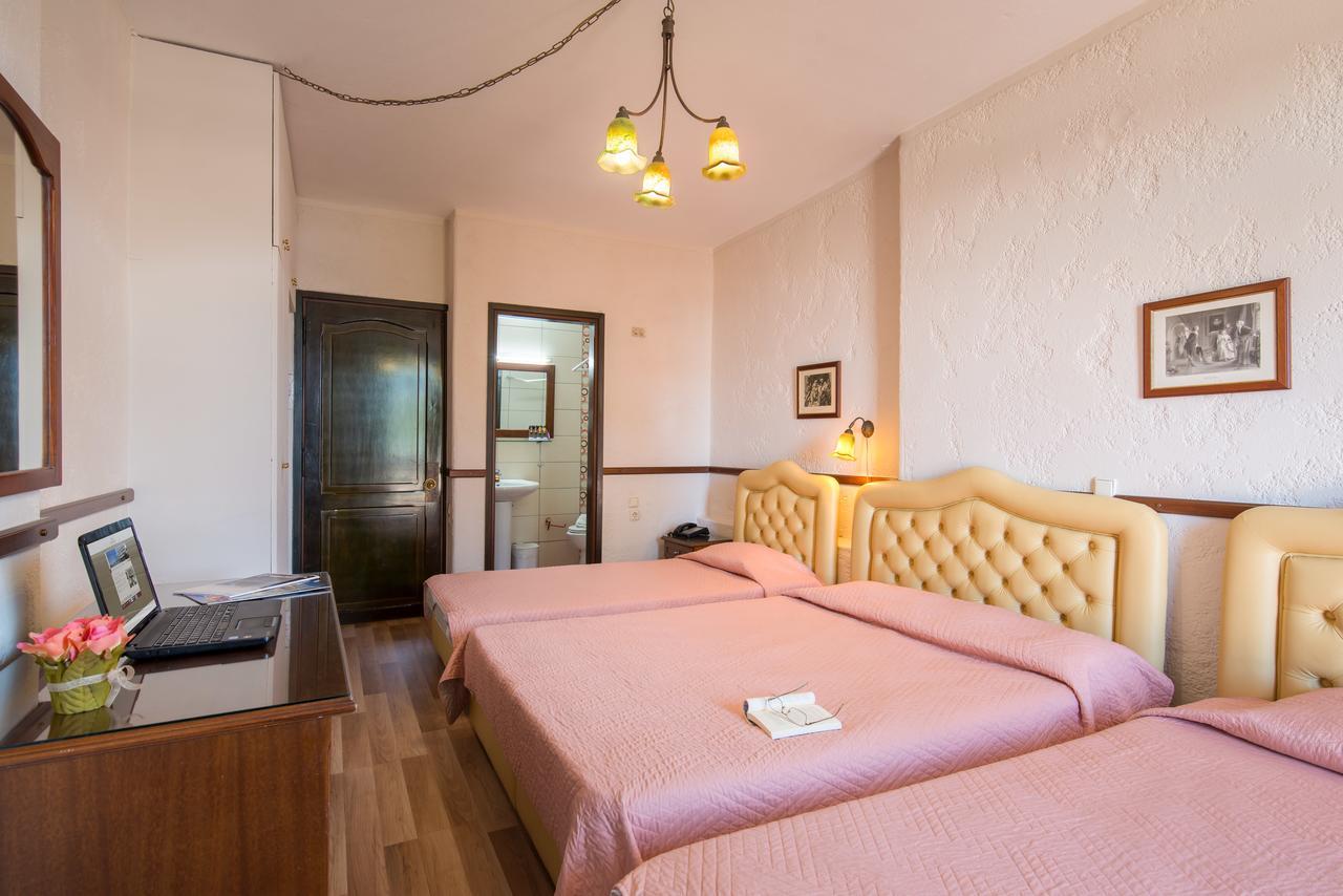 Jolly Hotel Igoemenitsa Buitenkant foto