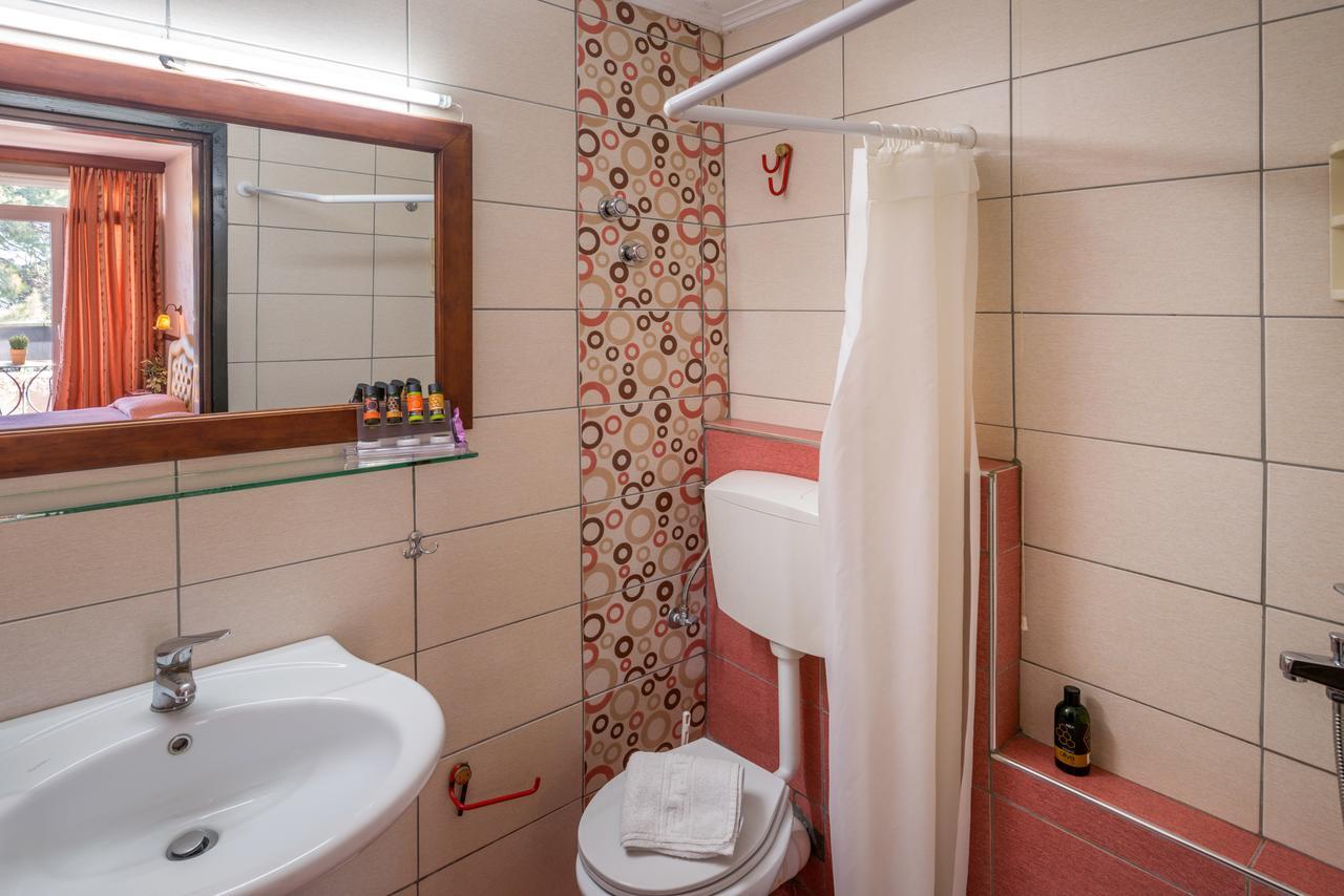 Jolly Hotel Igoemenitsa Buitenkant foto